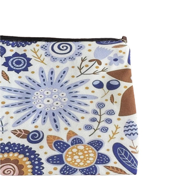 Earth Tones Floral Zip Close Cosmetic Bag - Picture 3 of 8